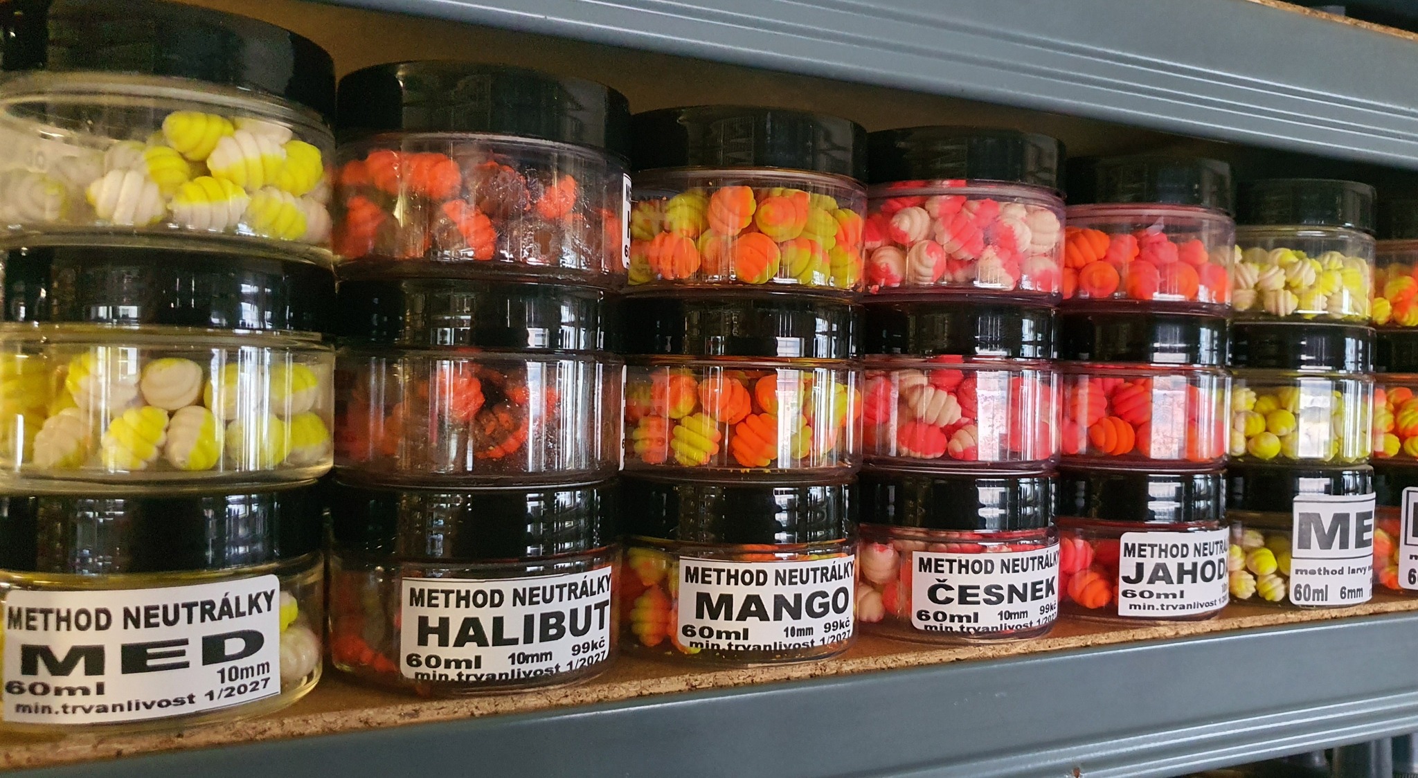 Method larvy Neutrál